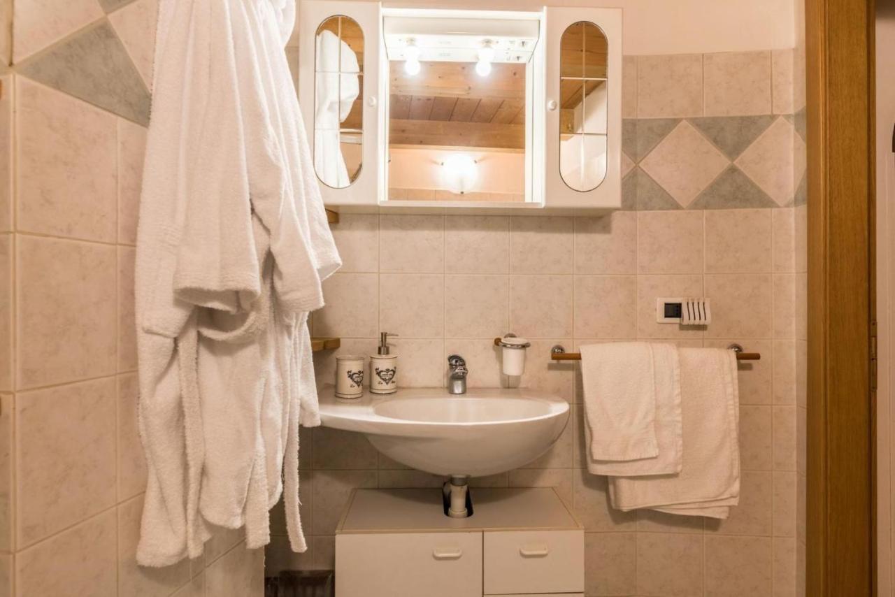 Loft Della Perpetua Di Casa Bernardi, Fuga Romantica Petfriendly Montagnaga  ภายนอก รูปภาพ